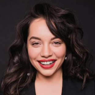 Марина Казакова