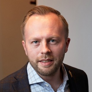 Евгений Богданов