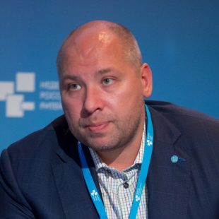 Денис Васильев