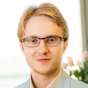 Эдуард Долгин